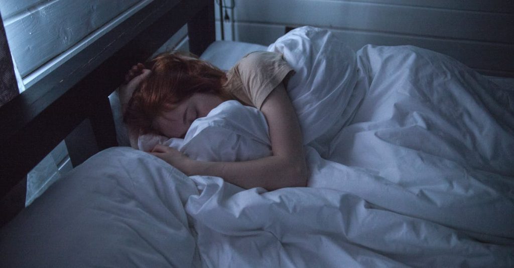 découvrez l'importance du sommeil pour votre santé et votre bien-être. apprenez des conseils pratiques pour améliorer la qualité de votre sommeil et profiter d'un repos optimisé.